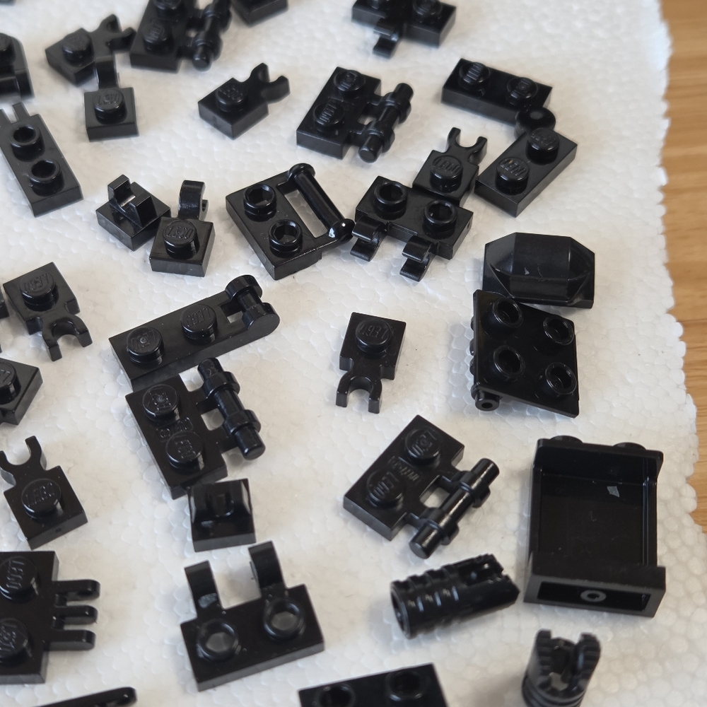 Lego Black Small Parts Random Pieces Lot - Picture 3 of 10